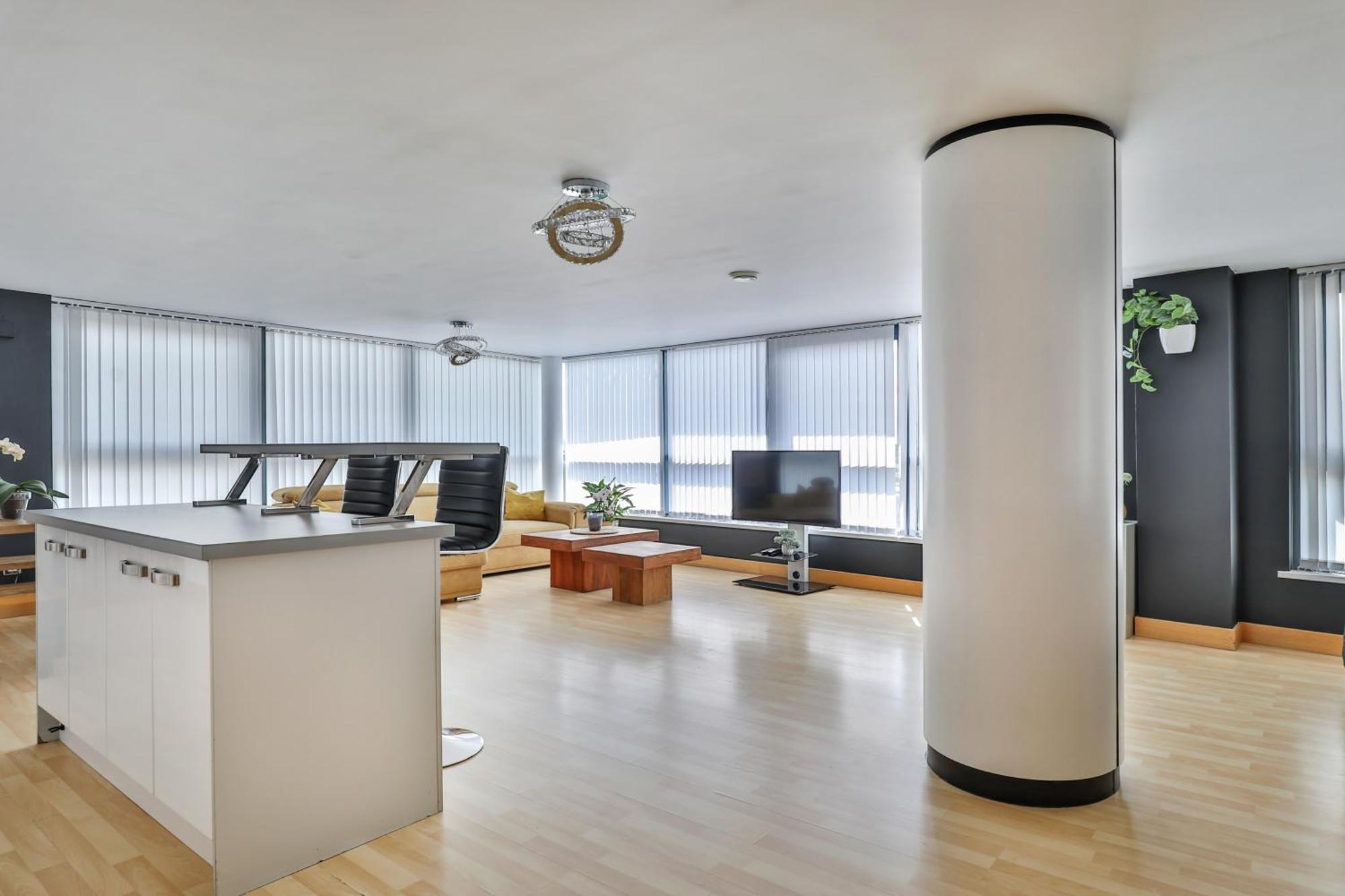Large Central Penthouse In Leeds Leeds  Eksteriør billede