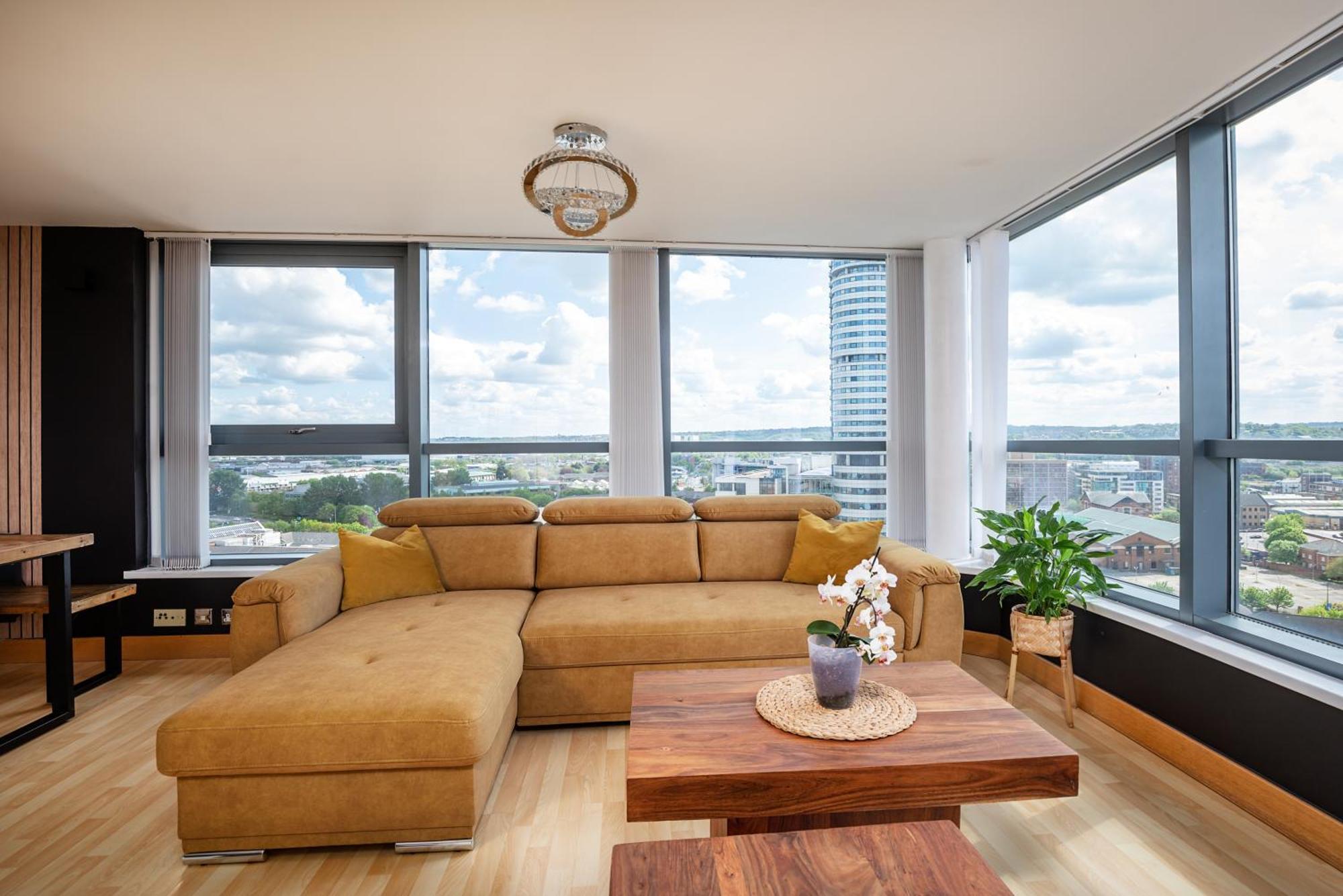 Large Central Penthouse In Leeds Leeds  Eksteriør billede