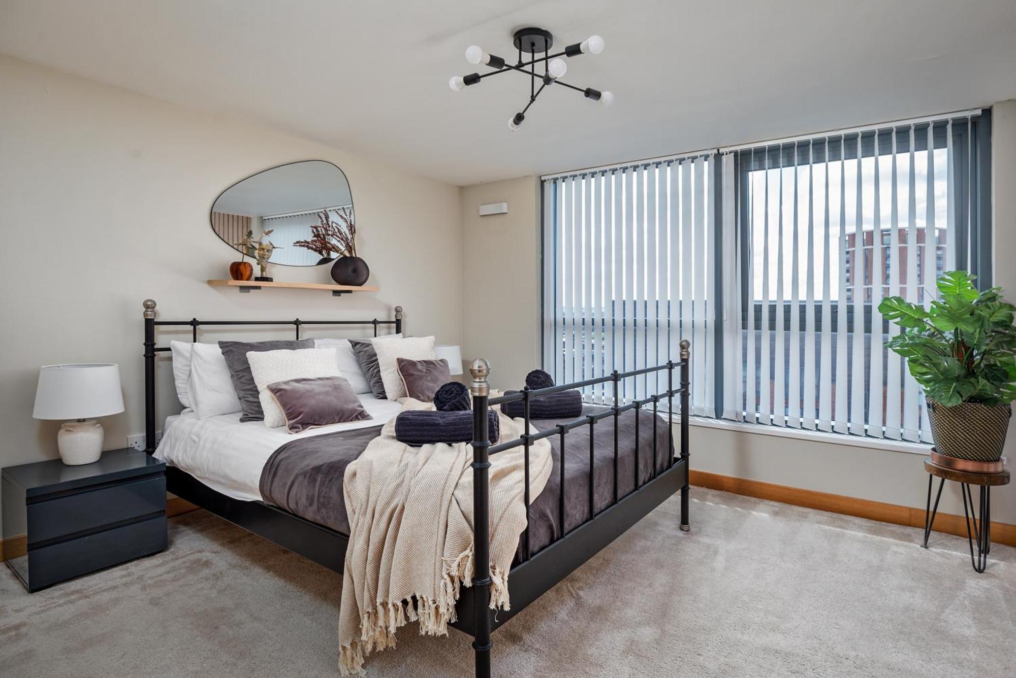 Large Central Penthouse In Leeds Leeds  Eksteriør billede